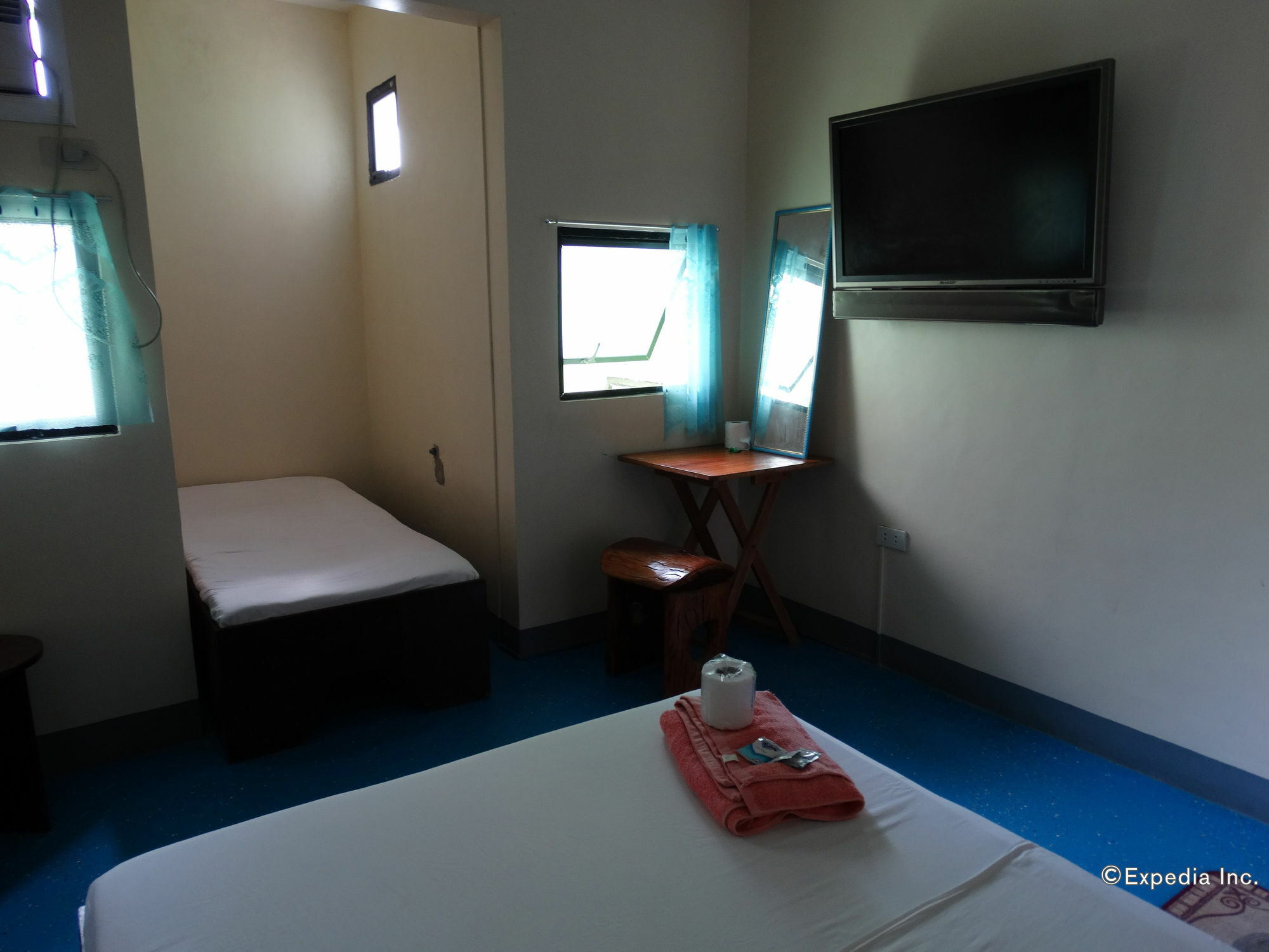 Ezy Stay Puerto Princesa Tiniguiban Extérieur photo